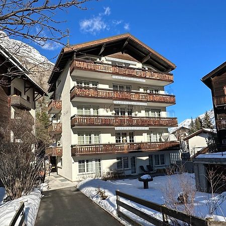 Good Value Apartments By Mountain Exposure Zermatt Exterior photo